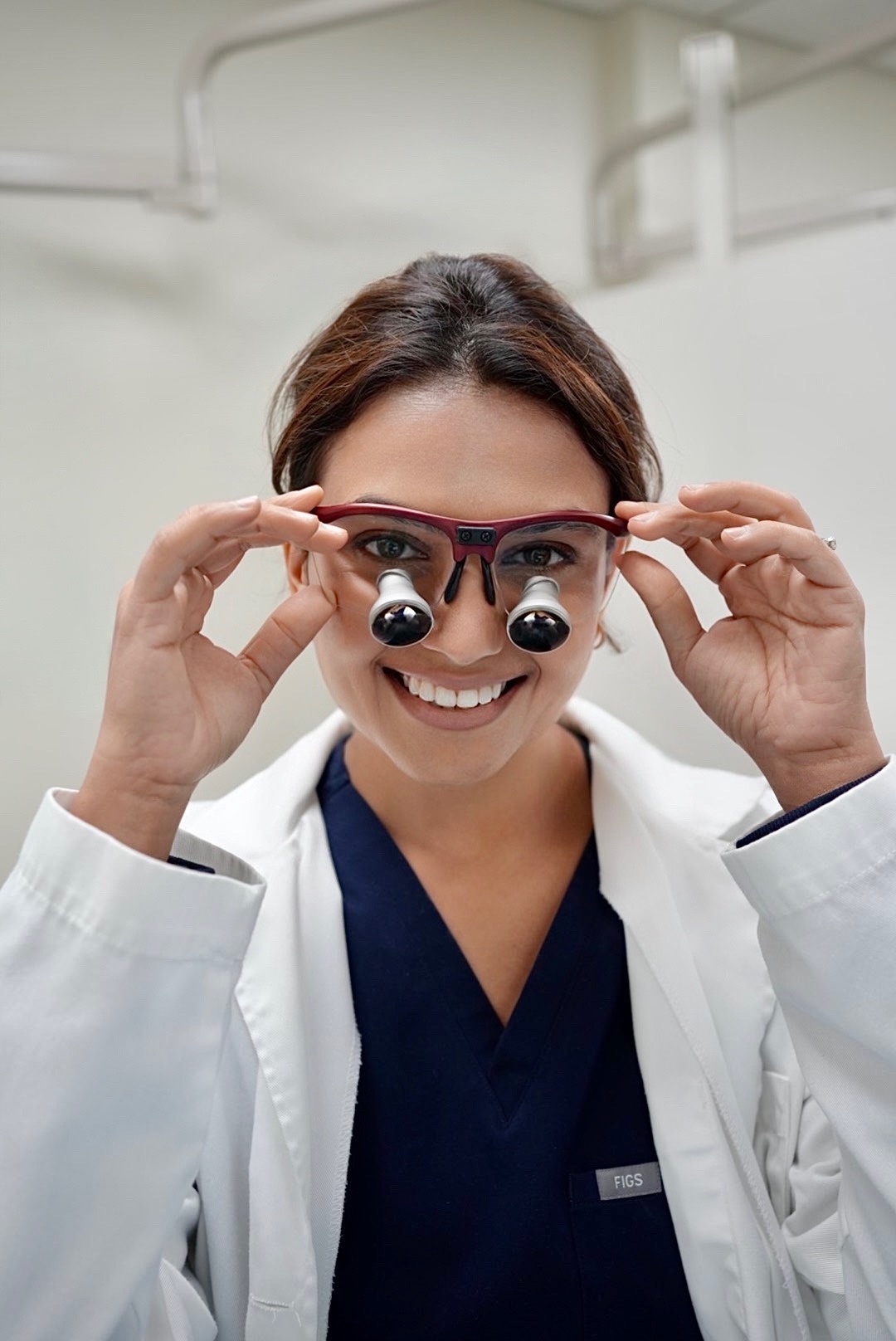 Dentist in Issaquah appointment, text:425-215-4466